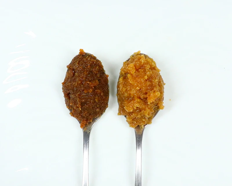 味噌は熟成をしていくと色合いが濃くなっていきます。