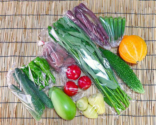 lサイズは沢山野菜が入っているので、ご家族で召し上がるのにお勧めです。