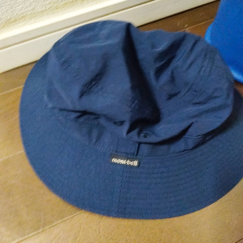 ご本人の写真ではなく愛用している物の写真としています。
